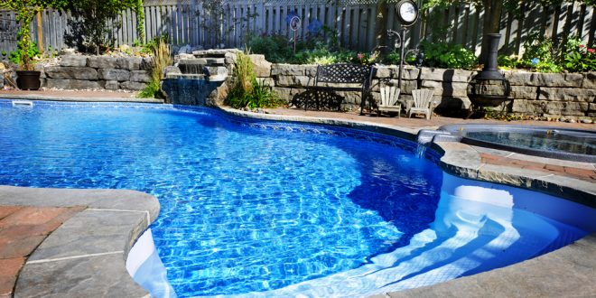 Zapuštěný bazén je nejpraktičtější řešení pro vaši zahradu